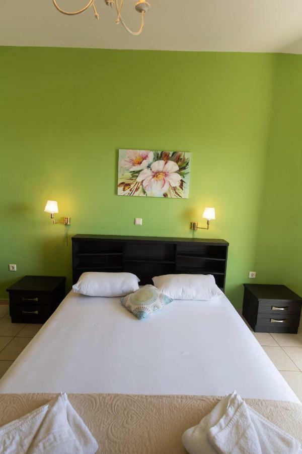 Bella Casa Studios Frinion Екстер'єр фото