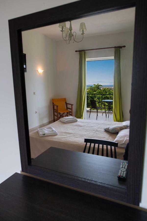 Bella Casa Studios Frinion Екстер'єр фото